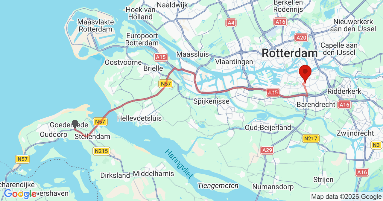 Kaart van het incident in Rotterdam met de aanrijroutes van de gealarmeerde eenheden